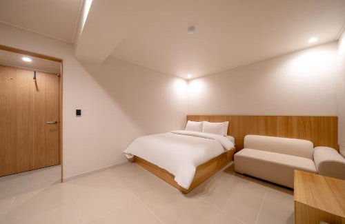 Bangi-dong Hotel | Jamsil Stay 509