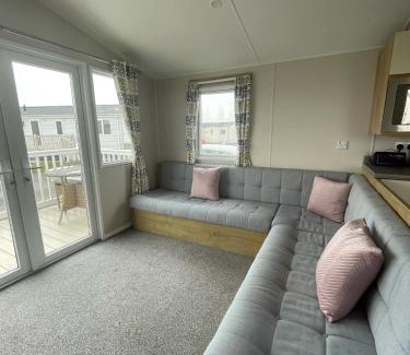 Morecambe Other | Jan' Sea View Getaway