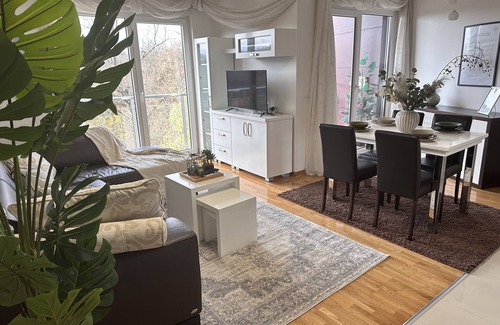 Vrnjacka Banja Apartment | Japanese Garden Fronted, enchating nature view