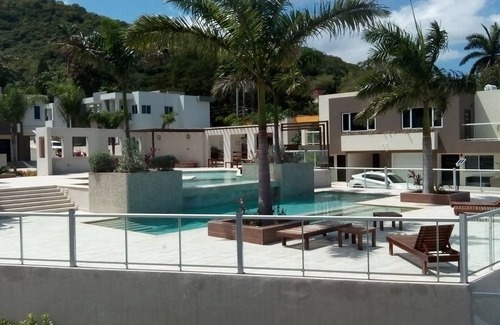 Montego Bay House | Jasmine Palms at Miramar - 3 bedrooms
