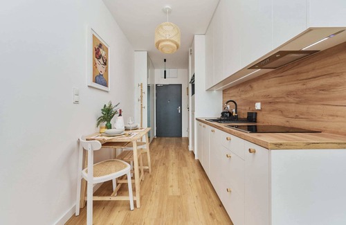 Fabryczna Apartment | Jaworska 4B | Studio with balcony | Parking