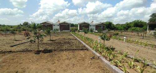 Haripur Hotel | Jay jalaram farm and risort