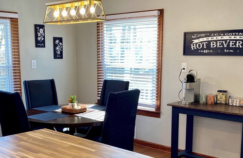 Williamstown Cottage | JC’s Cottage is less than 5 minutes from The Ark Encounter!