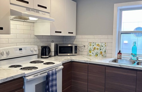 Downtown St. John's House | Jelly Bean Row - Upper Suite