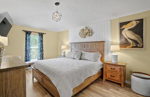 Port Saint Lucie House | Jenson Beach 4bd 2ba home with Heated Pool