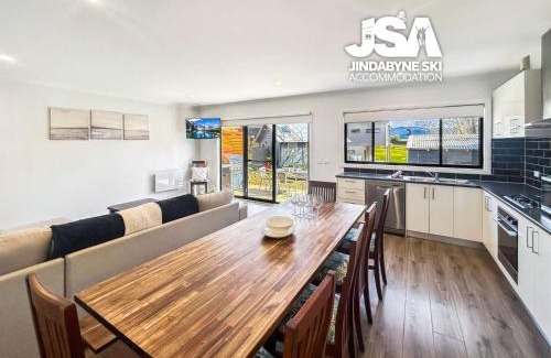 East Jindabyne House | Jerrara Escape Two