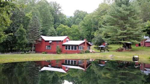 Luray House | Jewell Hollow Homestead