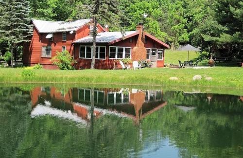 Luray House | Jewell Hollow Homestead
