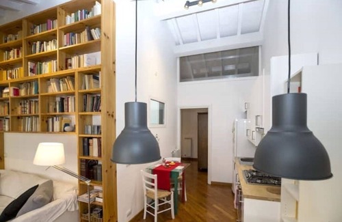 Rione XIV Borgo Apartment | JHHIT - San Pietro attic with terrace