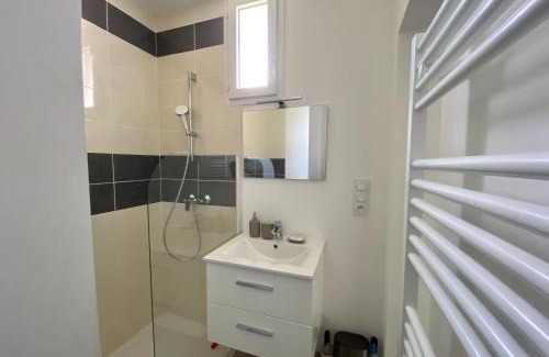 Chilleurs-aux-Bois House | Jiwe