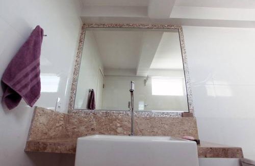 Bessa Apartment | João Pessoa, a dois passos do paraíso, 2 suítes com A/C, vista panorâmica para o mar do Bessa, portaria 24h e 2 vagas de garagem