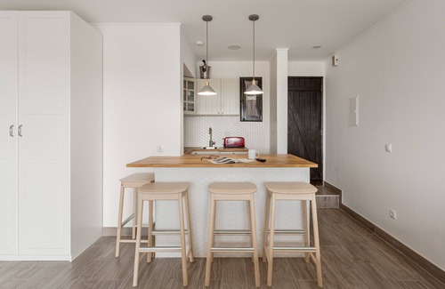 Poco do Mouro Apartment | JOIVY Superb studio w/patio in Faro