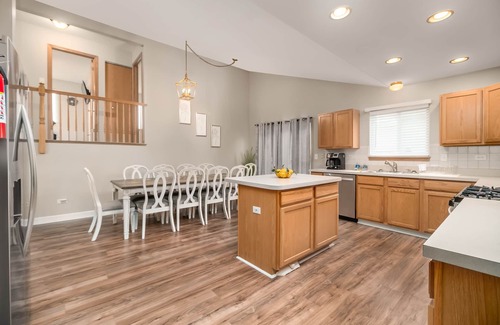 Joliet House | Joliet Arcade FHS Rental