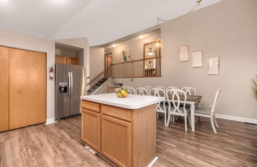 Joliet House | Joliet Arcade FHS Rental