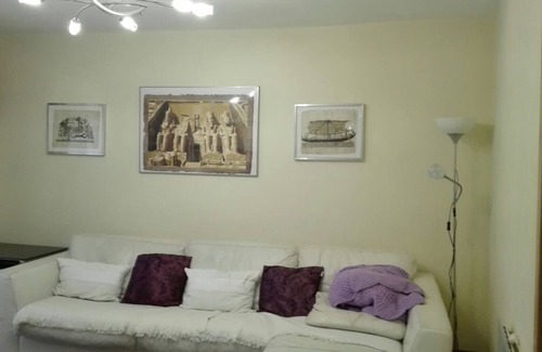 Barakaldo Apartment | JON HOUSE WITH GARAGE AND WIFI 5 minutes from the metro