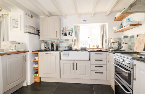 Trewarmett House | JONWYNS, pet friendly, character holiday cottage in Trewarmett