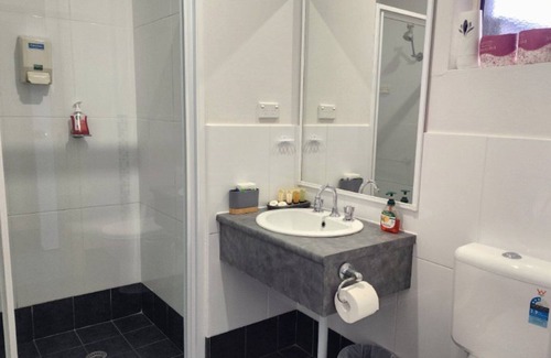 Sussex Inlet Apartment | JOPEN MOTEL UNIT 4, TOP NOTCH
