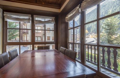 Baqueira Apartment | Jordana by Totiaran
