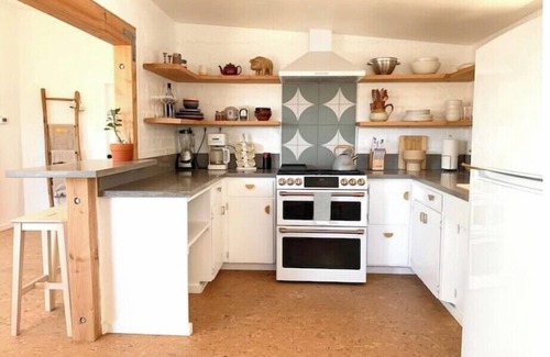 Yucca Valley House | Joshua Tree - Under the Stars-Pool, Spa & Fire pit