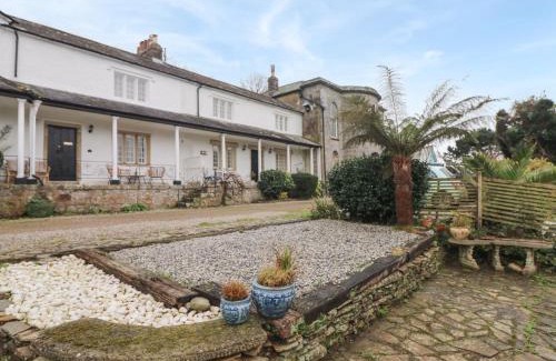 Pentewan House | Josie