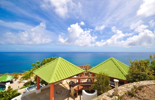 Cay Bay Hill Villa | 🌴Joy Estate by IRE Vacations - Expansive Property with Amazing Views ☀️