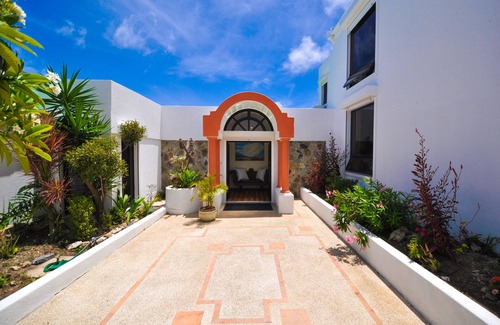 Cay Bay Hill Villa | 🌴Joy Estate by IRE Vacations - Expansive Property with Amazing Views ☀️