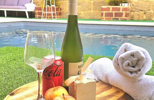 Beeliar House | Joyful Living nA private space all to yourself, complete with a beautiful pool n