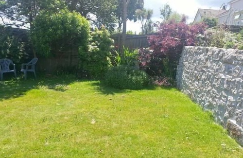 Falmouth House | JOYLANDS, pet friendly, with a garden in Falmouth