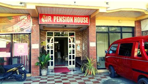 Baybay City Hotel | JR Pension House