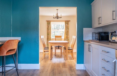Graythwaite Cottage | JUBILEE, pet friendly, with pool in Hawkshead