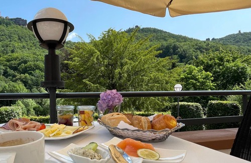 Annweiler am Trifels Hotel | Jugendstilhotel Trifels