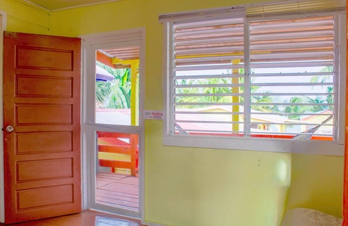 Placencia Cabin | Julia´s Cabanas