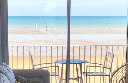 Jullouville Apartment | Jullouville - On the beach, exceptional sea view