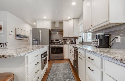 East Colorado Springs House | Jumpshot Junction! Hoops & Fire Pit Retreat