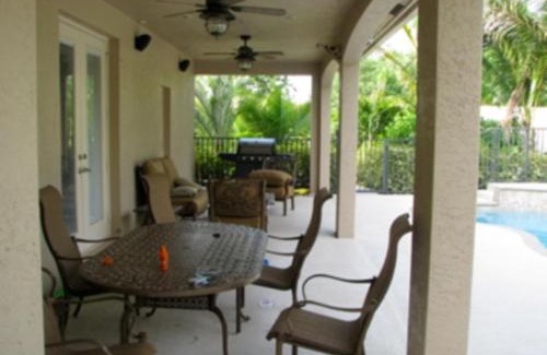 Jupiter Farms Villa | jupiterholidays