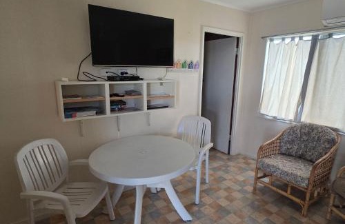 Jurien Bay Ski Chalet | Jurien Bay View Bungalows Beach View 6