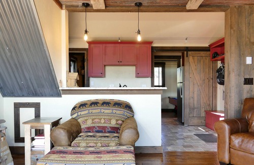 Placerville Cabin | JUST ENOUGH Beautiful panoramic views of the San Juan mountains