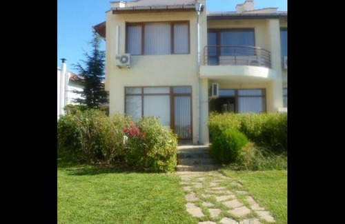 Kosharitsa Villa | Just outside Sunny Beach in the hillside, Walk bus car easy access