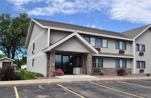 Thorp House | Just What You Were Looking For! Free Breakfast and Parking, Pets Allowed