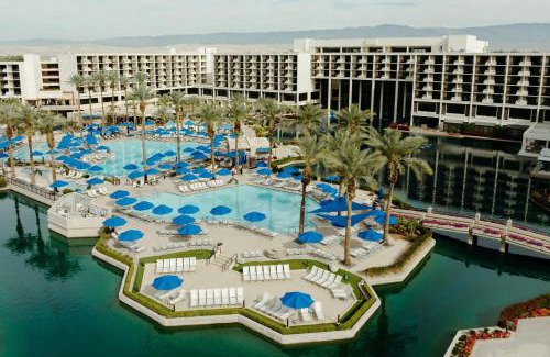 Palm Desert Hotel | JW Marriott Desert Springs Resort & Spa