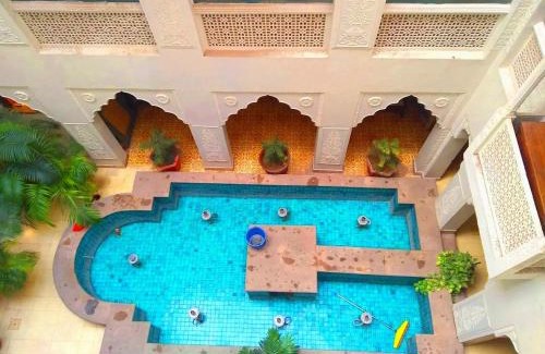 Paharganj Hotel | Jyoti Mahal A Heritage Hotel - Near to New Delhi Railway Station & Connaught Place