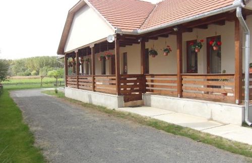 Pap House | Kékszilva Vendégház
