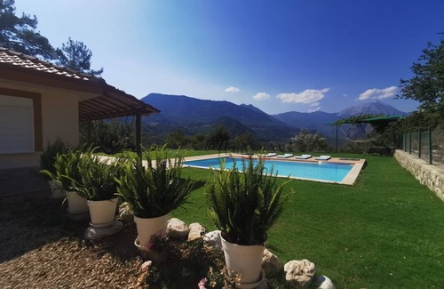 Kumluca Cottage | Kır evi Havuzlu ve Bahçeli (Villa Olymposzaray)