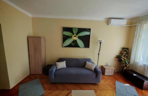 Pecs Apartment | Kőrösi Apartman