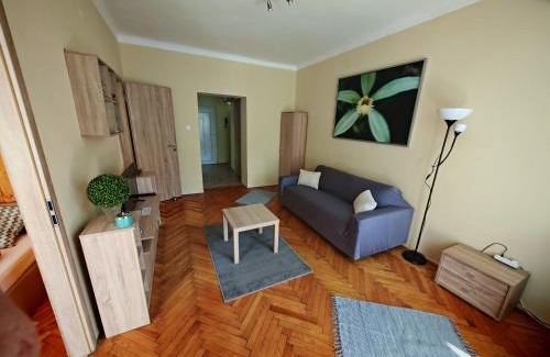 Pecs Apartment | Kőrösi Apartman