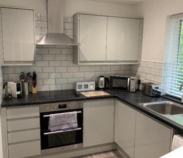 Hatfield Apartment | K Suites - The Galleria