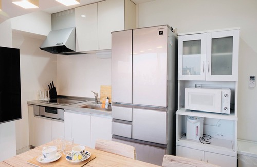 Hyakunincho Apartment | Kabukicho, Shinjuku|6 bedrooms, 125 sq.m. maisonette|Center of downtown|3 min. walk from station