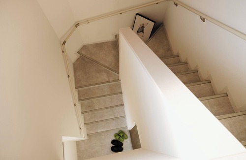 Hyakunincho Apartment | Kabukicho, Shinjuku|6 bedrooms, 125 sq.m. maisonette|Center of downtown|3 min. walk from station