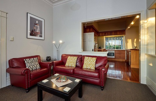Kaikoura Villa | Kaikoura Beachfront Villa - Stunning Villa and Views