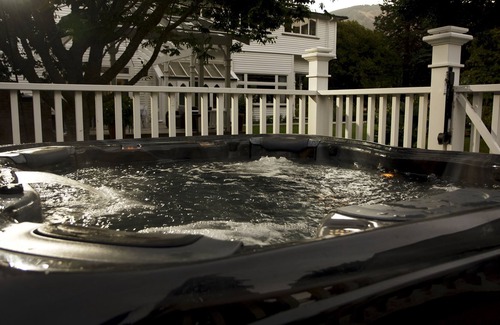 Christchurch Bed & Breakfast | Kaituna Valley Homestead